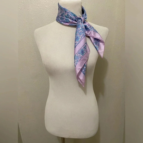 Source Unknown Accessories - *EUC* Vintage 1950s vintage scarf, 100% Soft Acetate Waterproof made in …